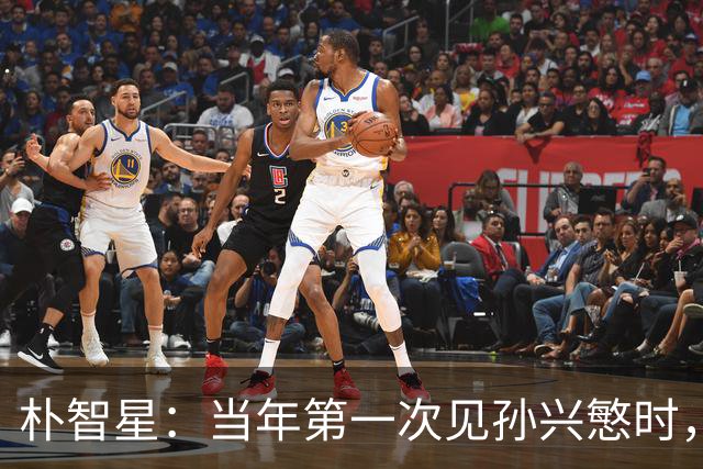 朴智星：当年第一次见孙兴慜时，我就知道他是韩国足球的未来